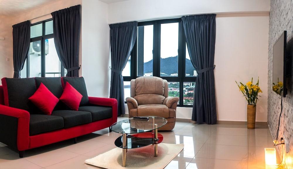 Lazy Traveler Suite by D Imperio Homestay Featured Image