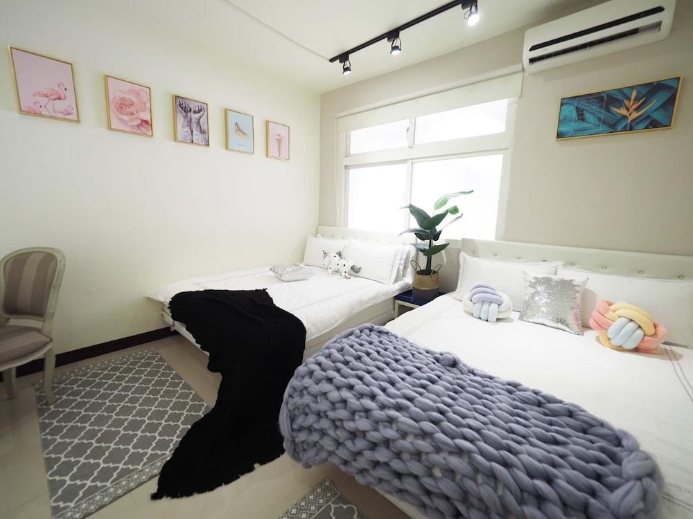 Yongchun MRT Station Room