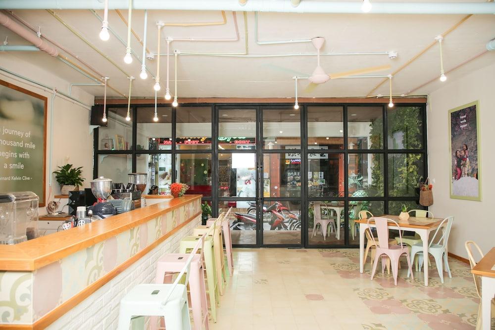 Lief Mojo Saigon Reception Hall