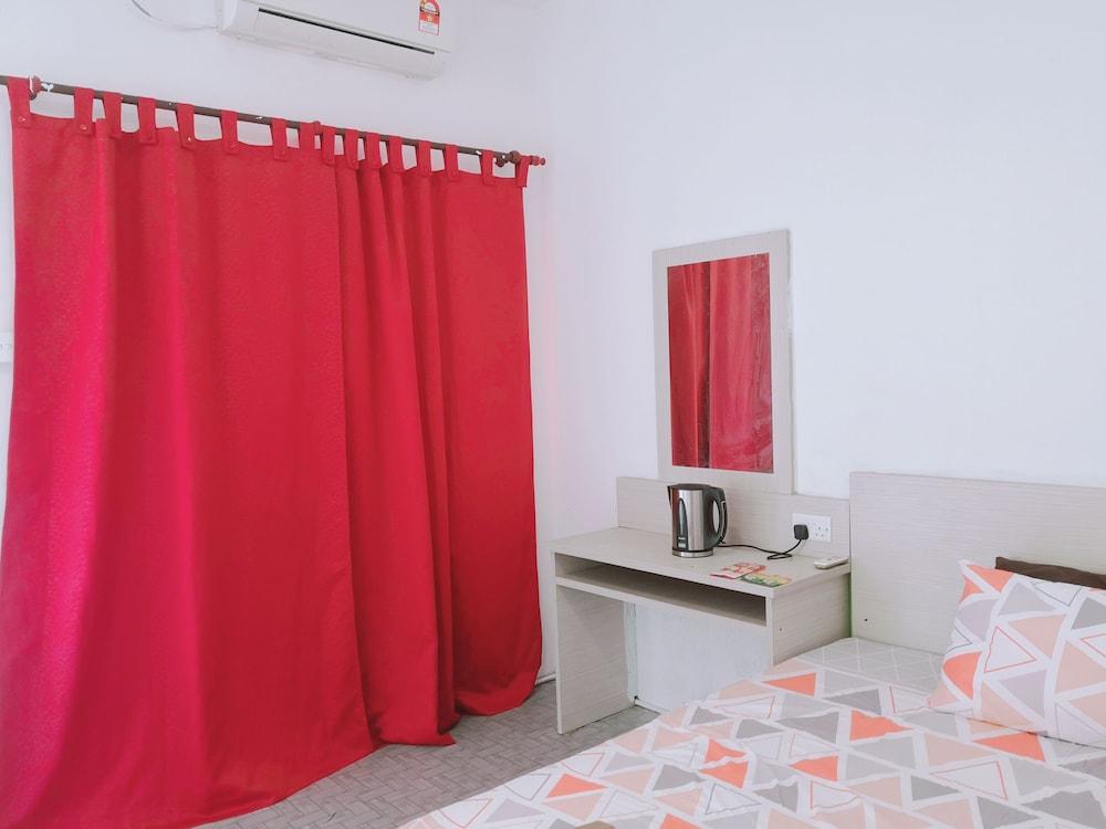 مانيس جيست هاوس آند هوم ستاي