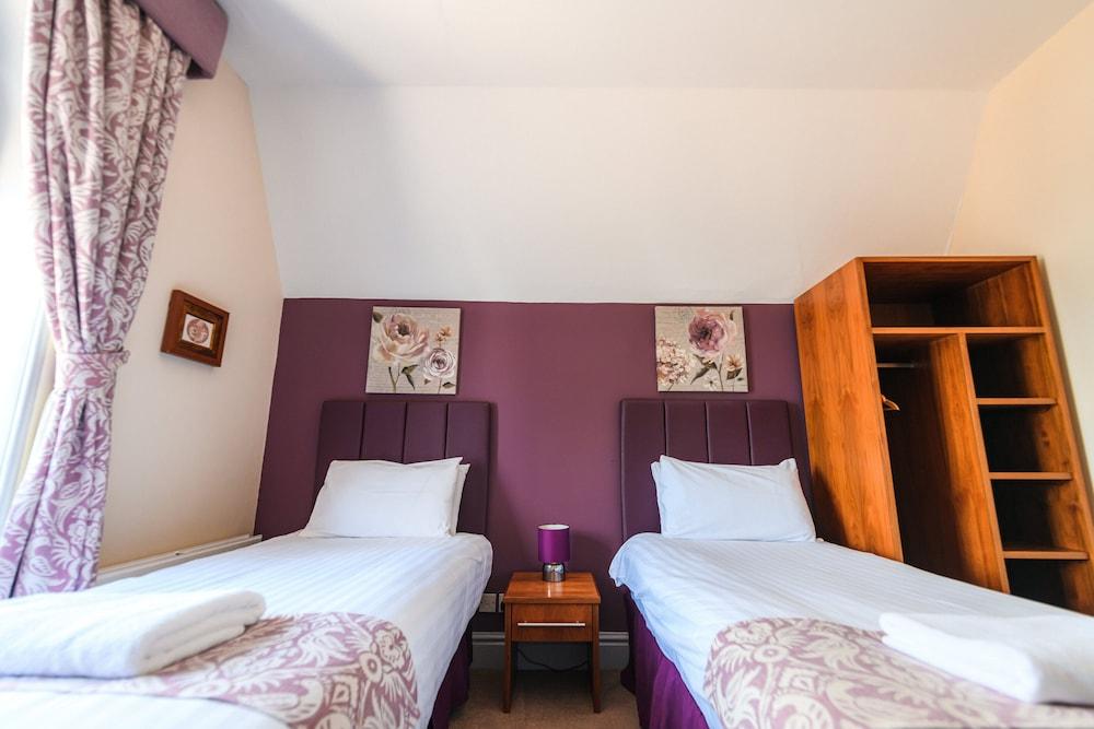 The Lemon Tree - Hotel Room