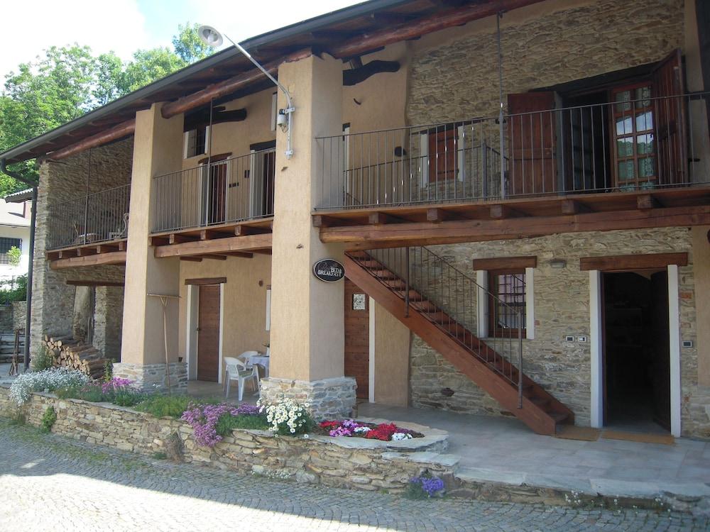 روز بيد آند بريك فاست - إل للإقامة والإفطار دي روزبيلا المنطقة الخارجية