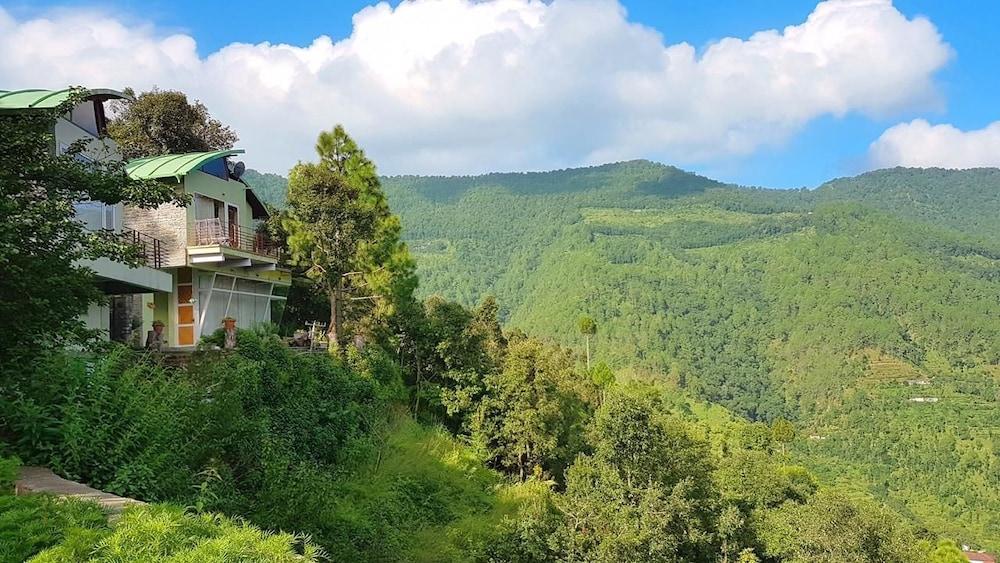 Seclude Ramgarh, Cliff's Edge Featured Image