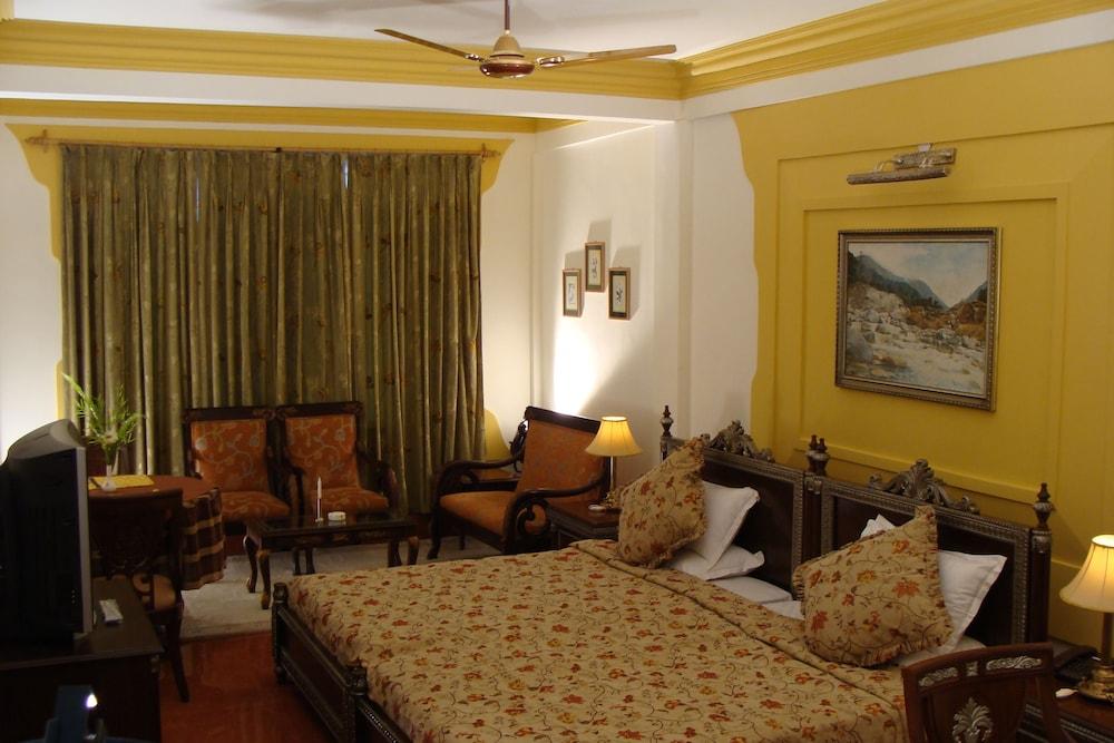 Saramsa Resort Featured Image