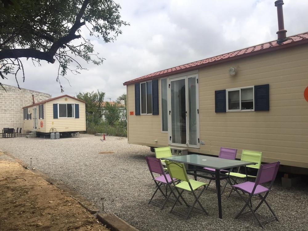 Tiny Casa - Mobile House Exterior