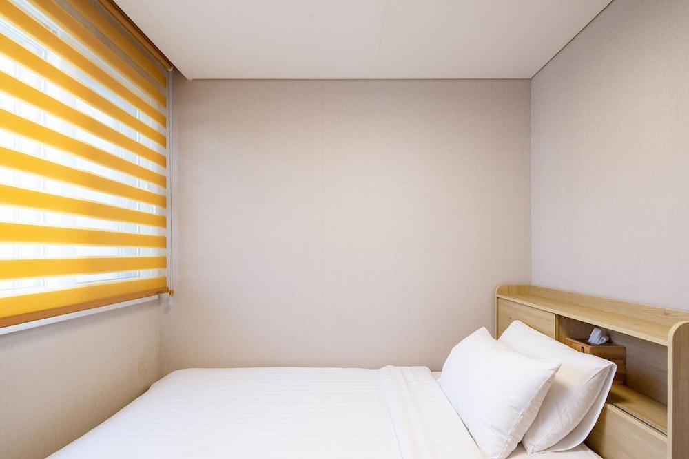 ON:Private Room