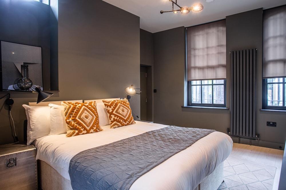 Nirvana Room