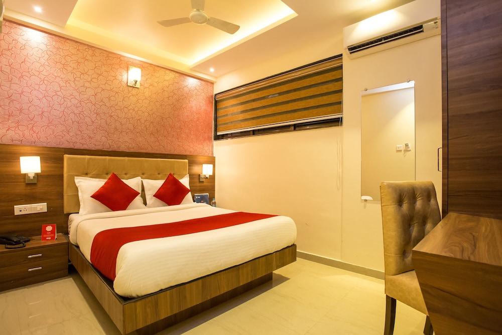OYO 7154 Hotel Highland Residency