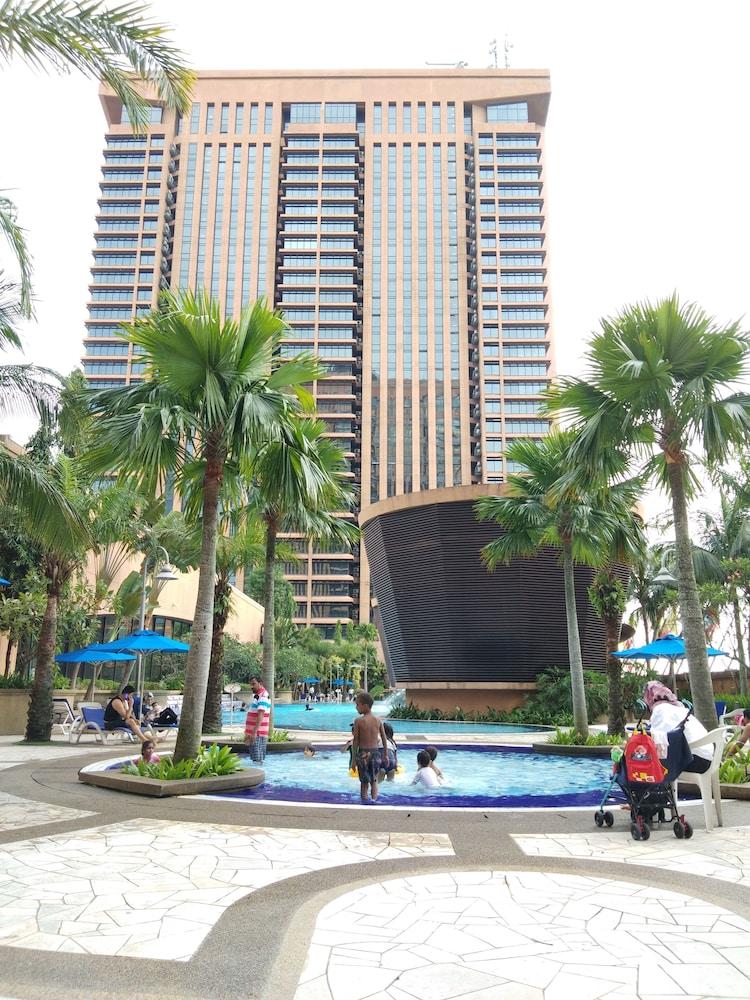 Times Square Private Service Suite at KL Exterior