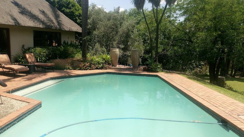 Lourie Lodge Waterslide