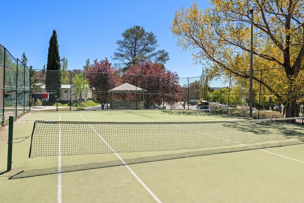 Discovery Parks – Jindabyne Tennis Court