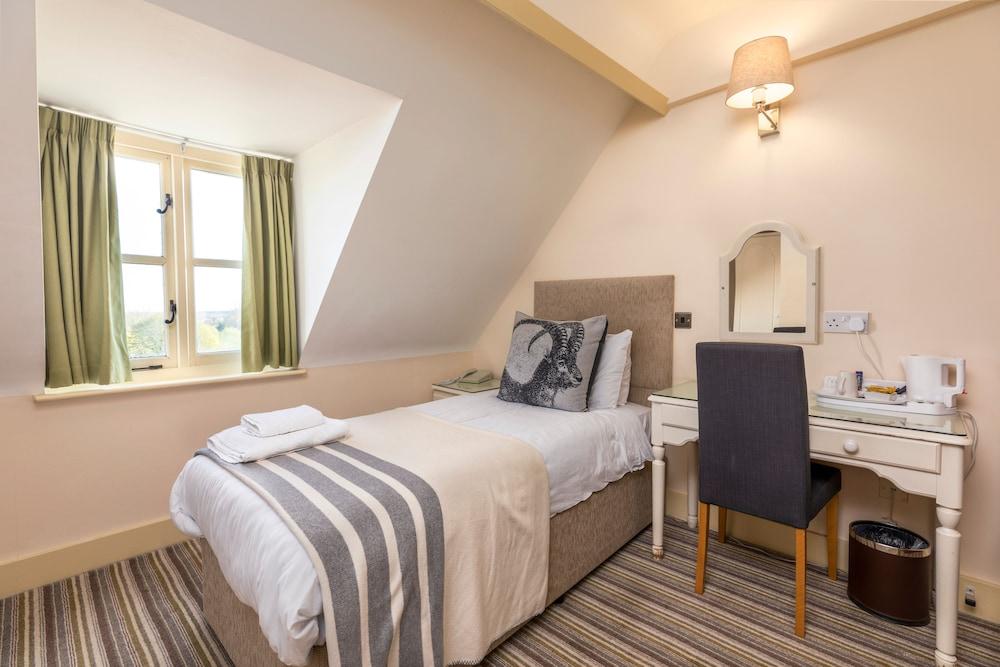 Swan Revived Hotel Room