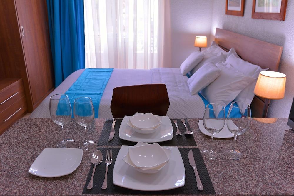 Silverleaf Service Apartments Mauritius Room