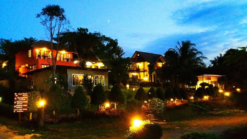 Kirirath Resort Interior