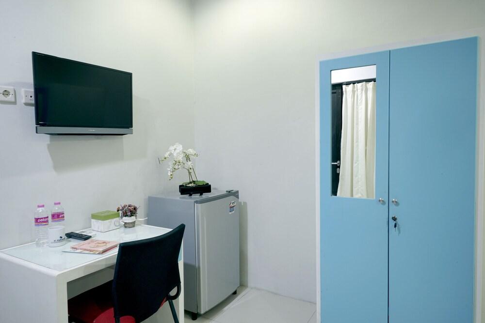 Dparagon Bukit Sari Room