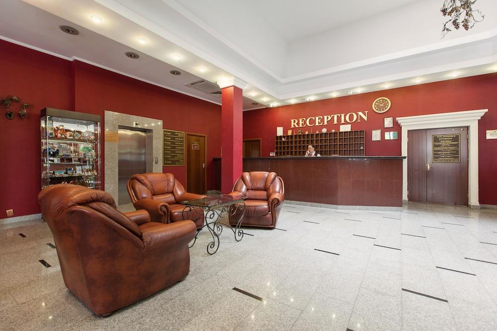 ريجينا هوتل أون بيتيربورجسكايا منطقة الاستقبال