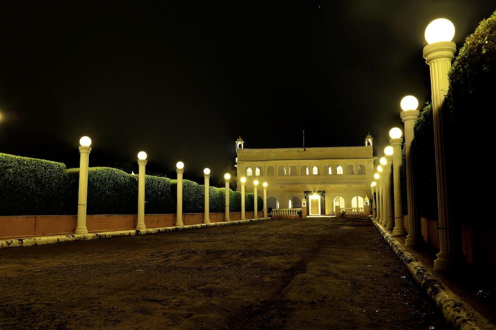 The Rajwada Resort and Spa Reception