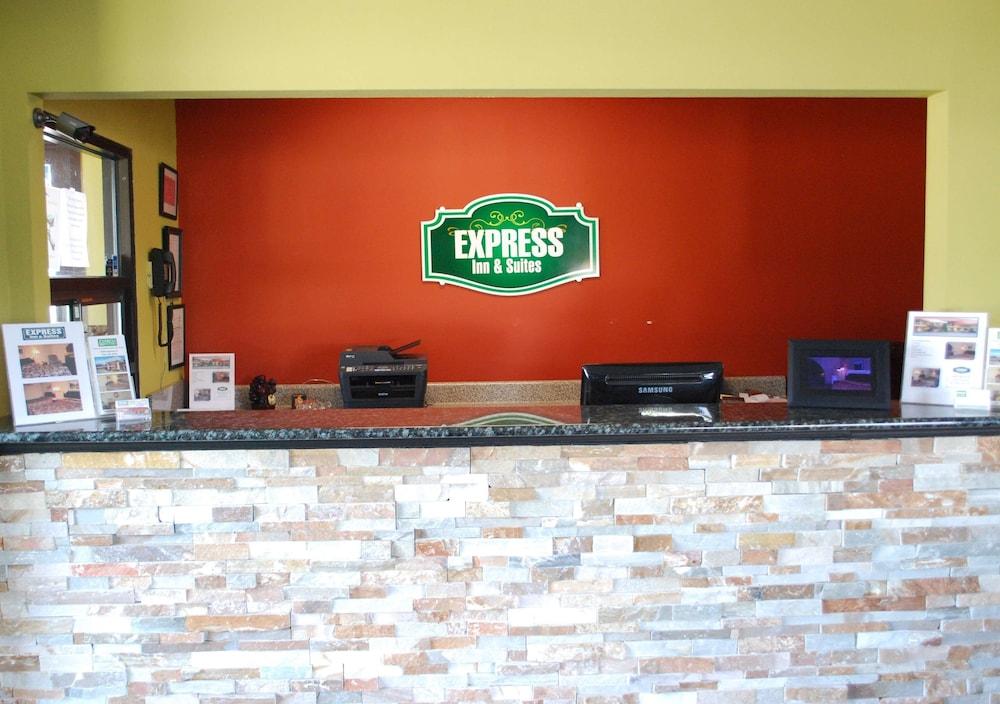 Express Inn and Suites Trion Lobby