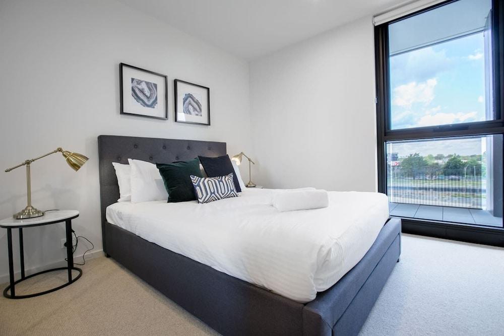Designer 2BR With Carpark Monash Uni@caulfield Room