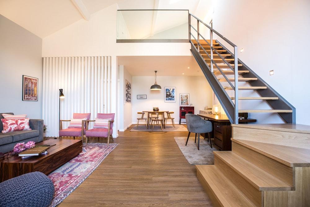 Lofts - Casa do Metro