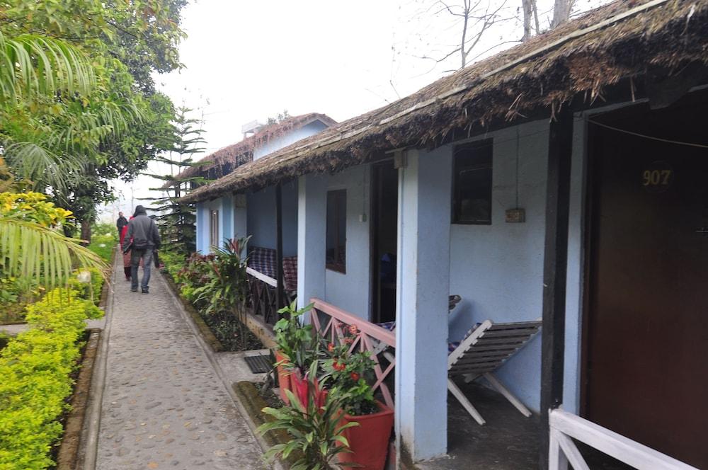 Chitwan Forest Resort Exterior