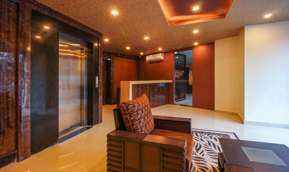 Treebo Address Inn, Banjara Hills Lobby
