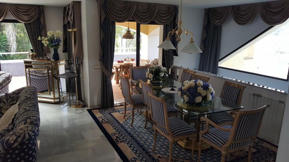 Villa El Nido with Mountain & Sea Views Others