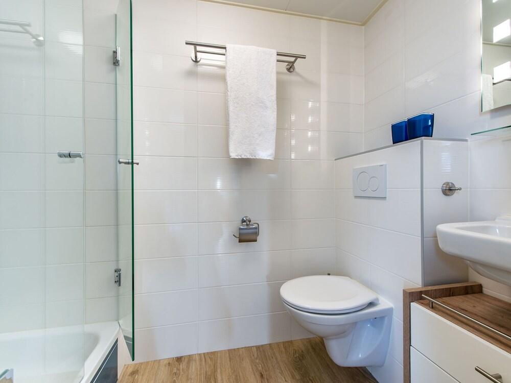 سيمي-ديتاشيد هاوس نير نورد بيفيلاند بيتش حمام