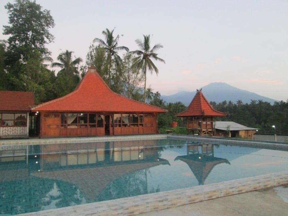 Kampoeng Joglo Ijen Banyuwangi