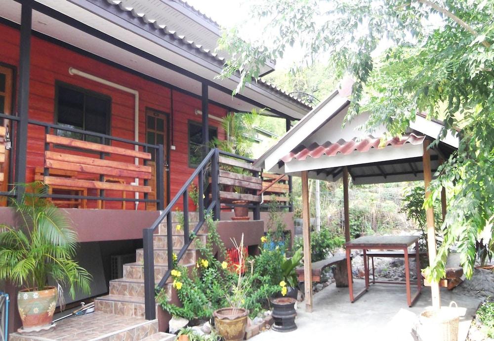 Sichang Style Resort Exterior