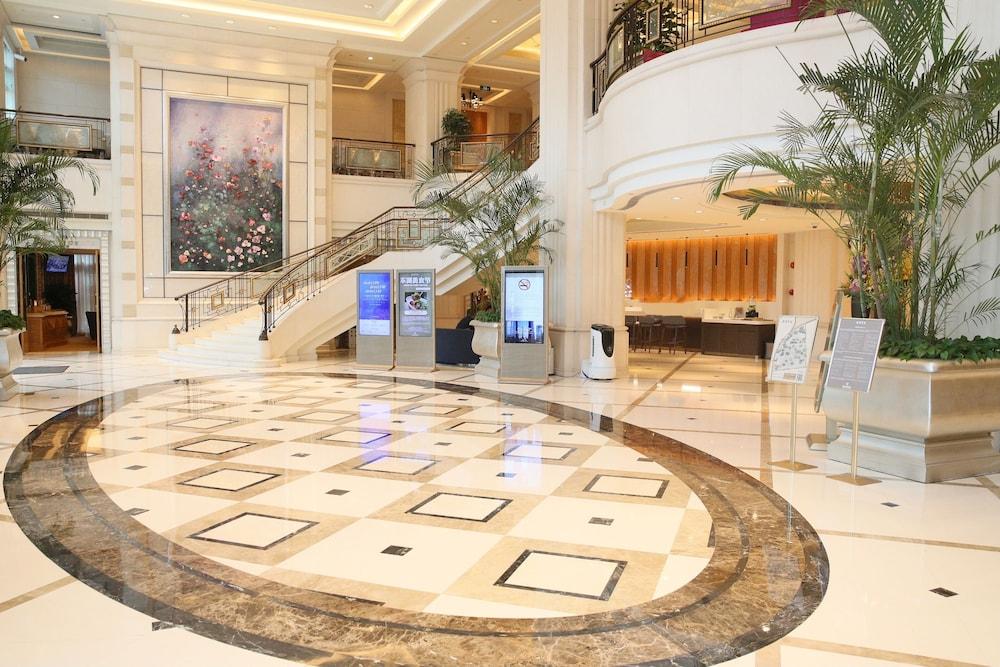 Radisson Collection Hotel Xing Guo Shanghai Lobby