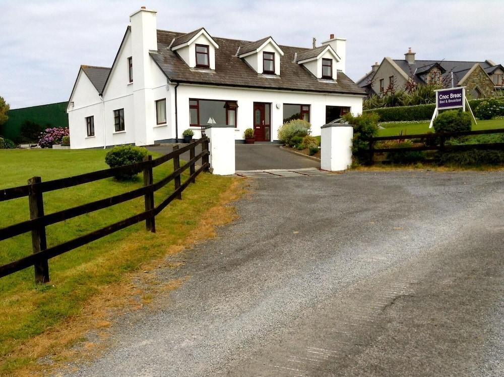 Cnoc Breac Exterior