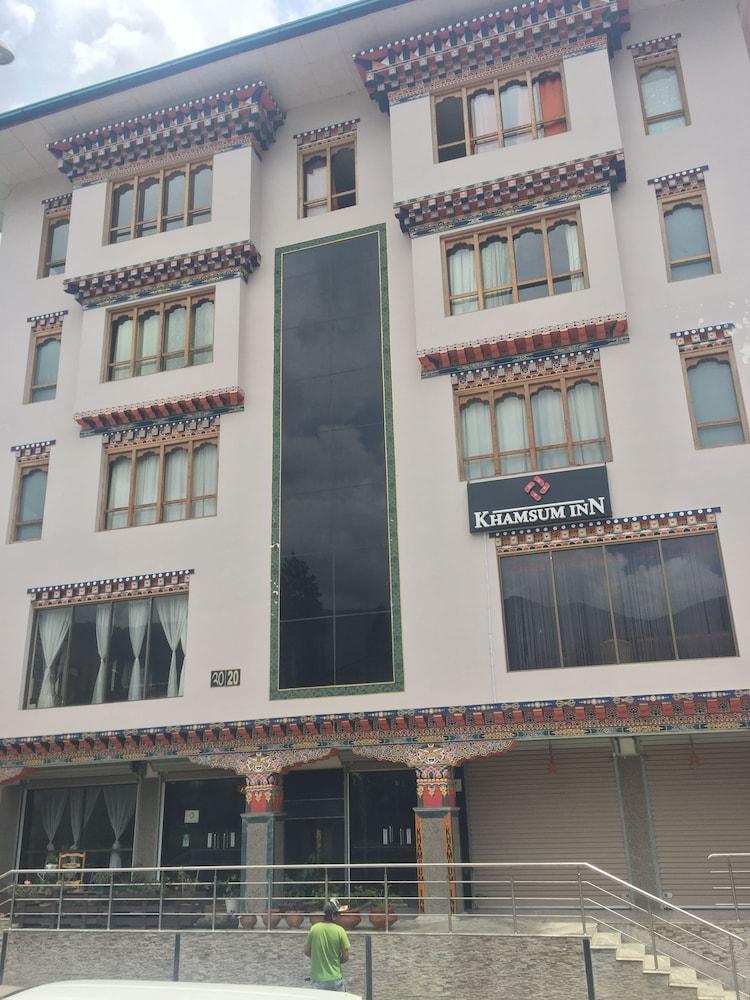 Khamsum Inn Exterior