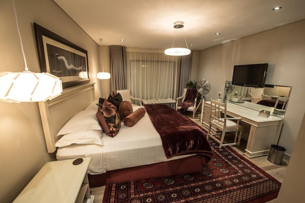 Vrede Self Catering