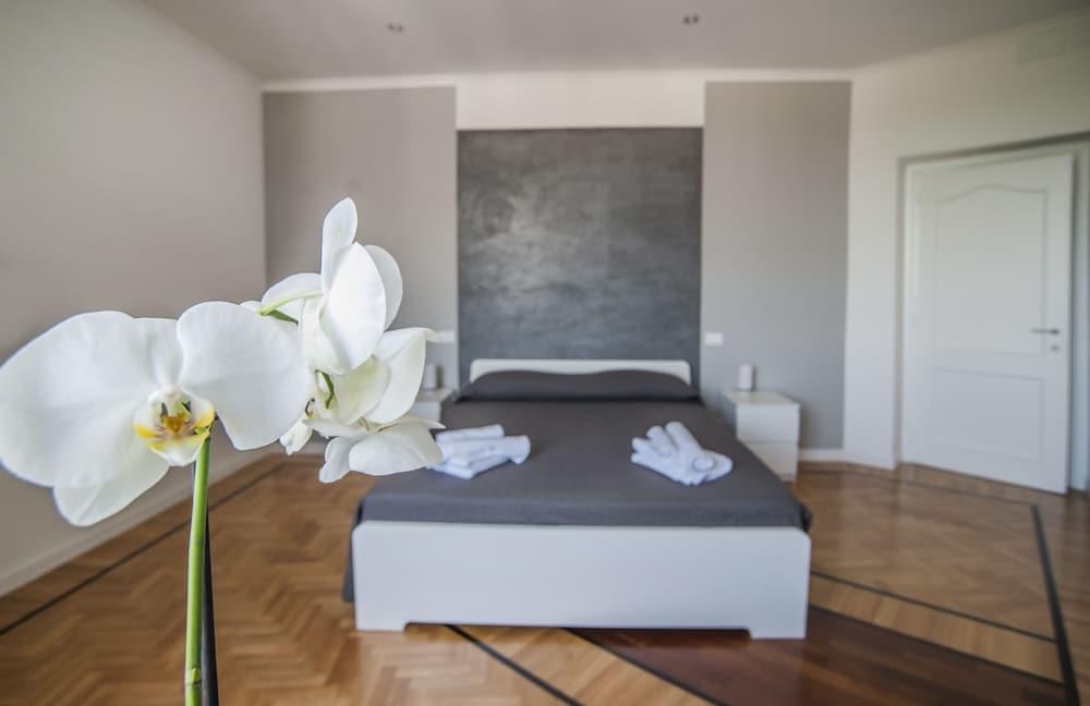 Guest House Vignola Room