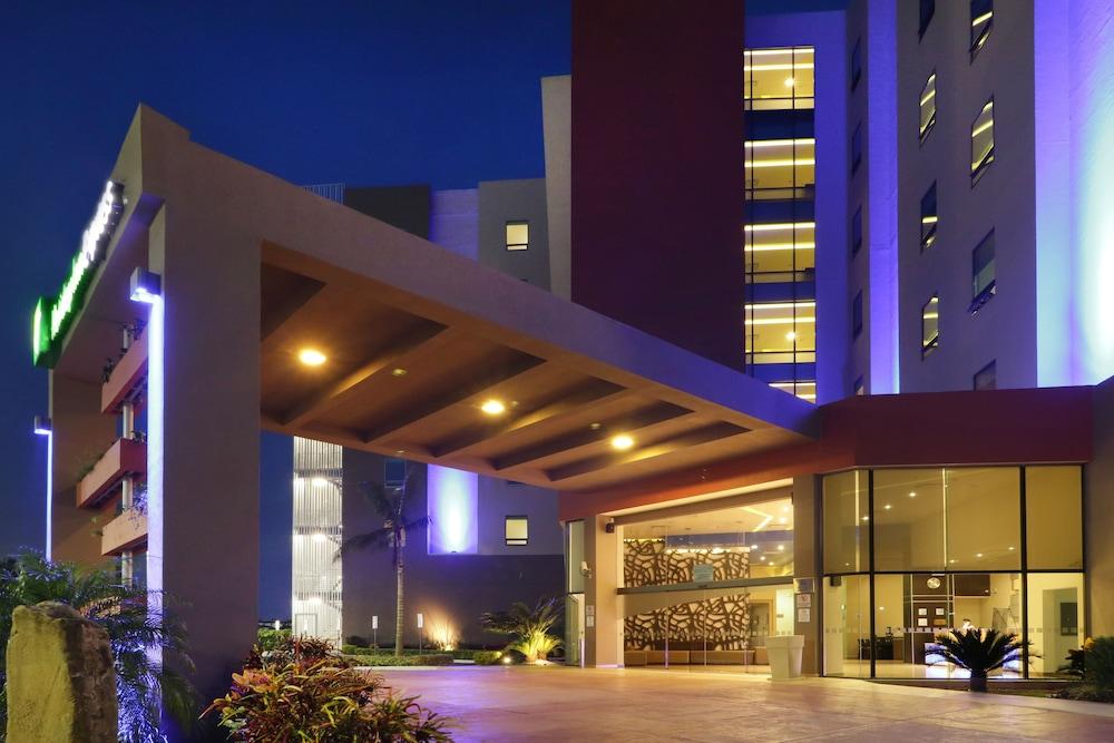 Holiday Inn Express Tuxpan by IHG Exterior
