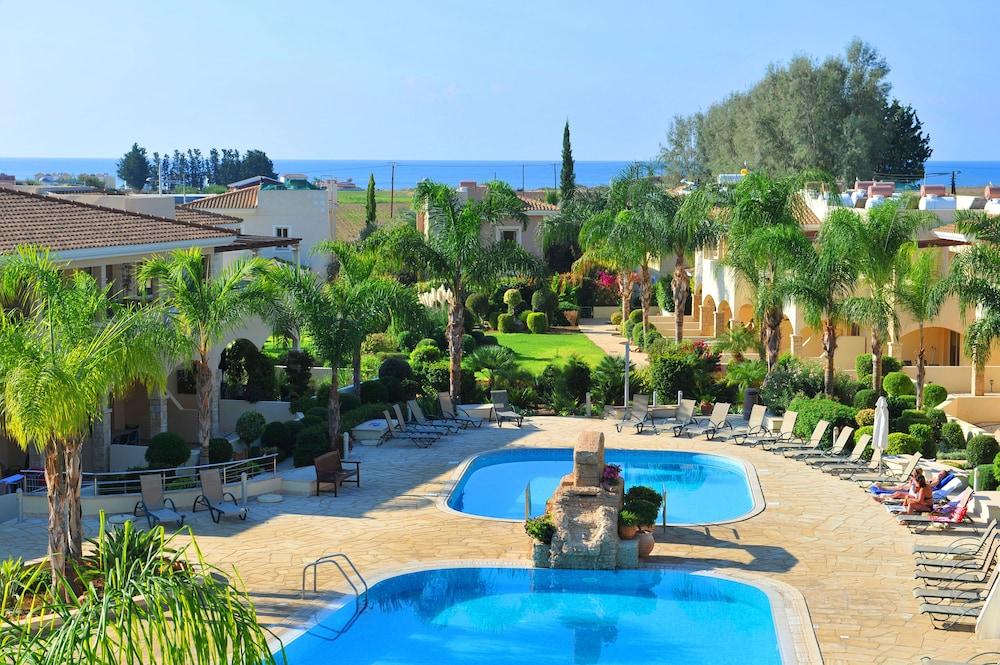 Aphrodite Sands Property Grounds