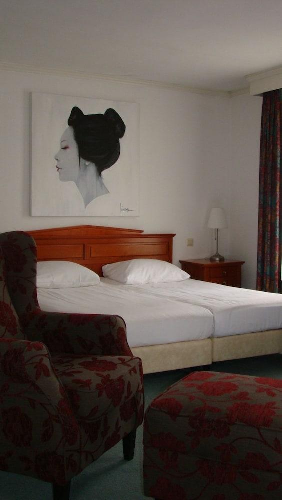 سكوير بوتيك هوتل آند براسيري غرفة