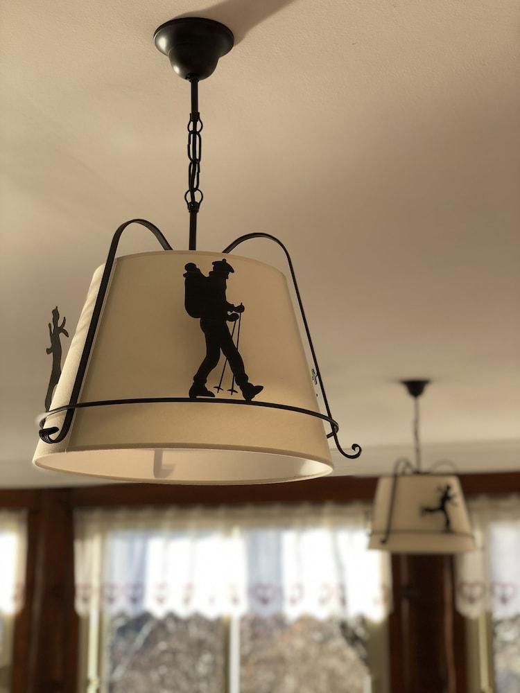 Hôtel Génépi Interior Detail