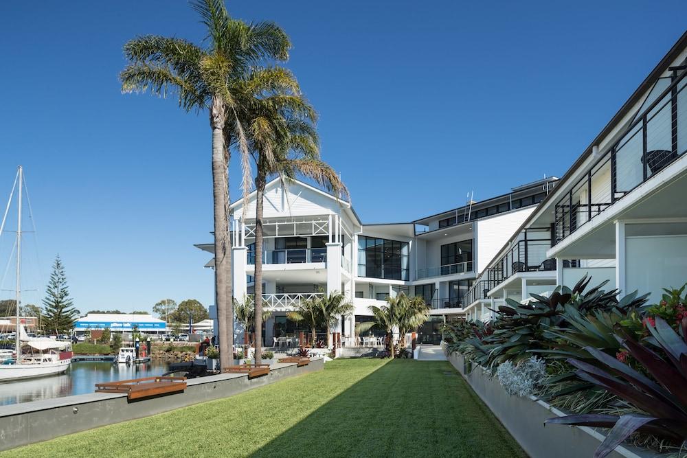Sails Port Macquarie - By Rydges Exterior