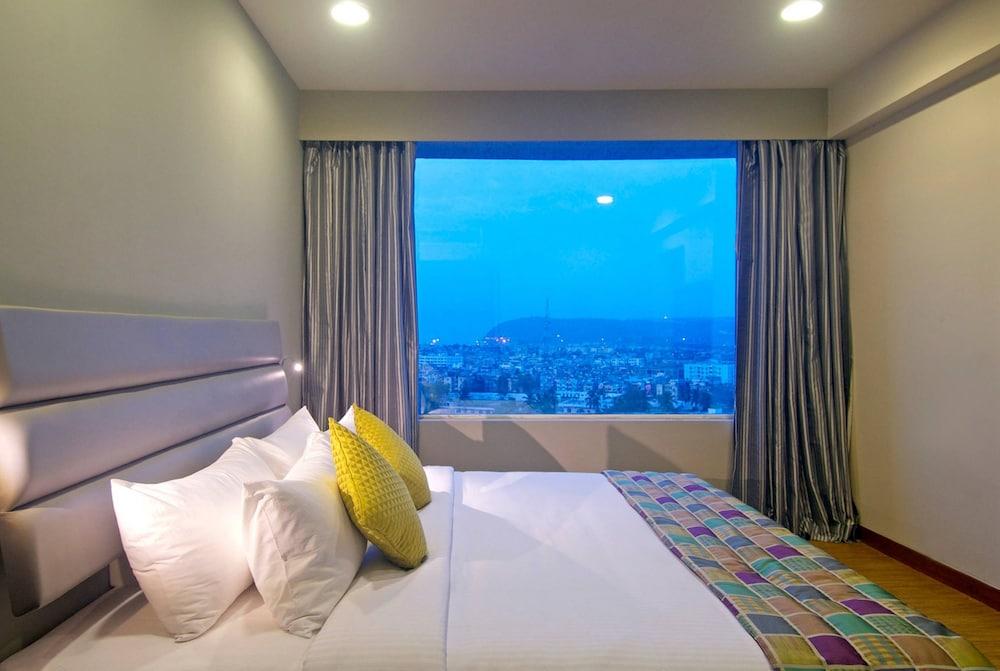 Keys Select by Lemon Tree Hotels, Visakhapatnam Room