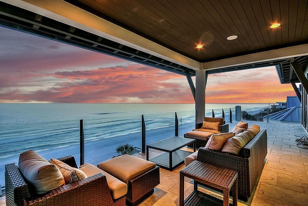 Casa del Rey by Five Star Properties