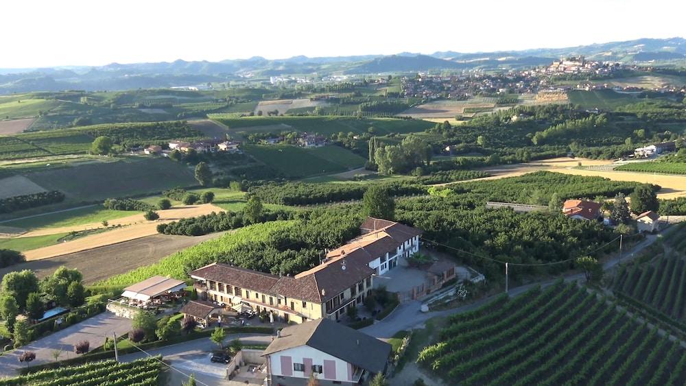 Il Vigneto di Roddi Aerial View