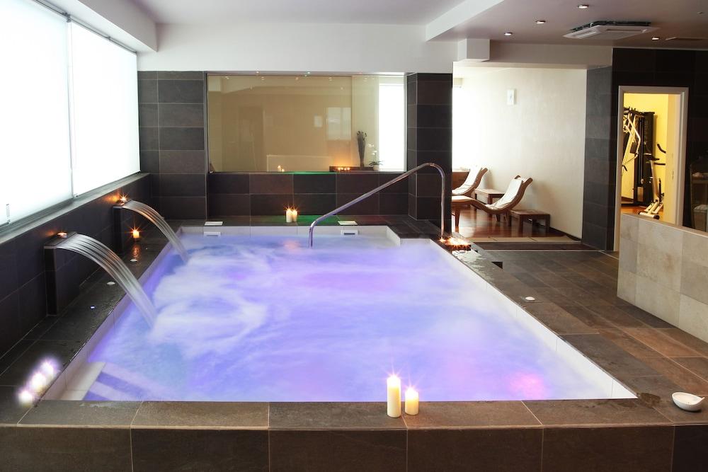 أليسيل بالاس هوتل