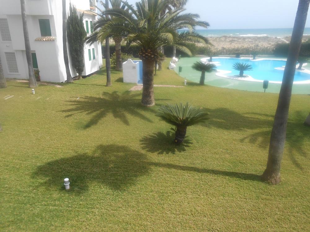 Deltamar 57 - 2º Property Grounds