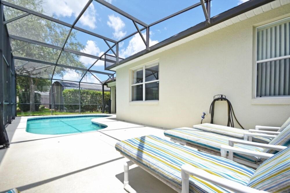 Calabay Parc at Tower Lake 215593 Waterslide