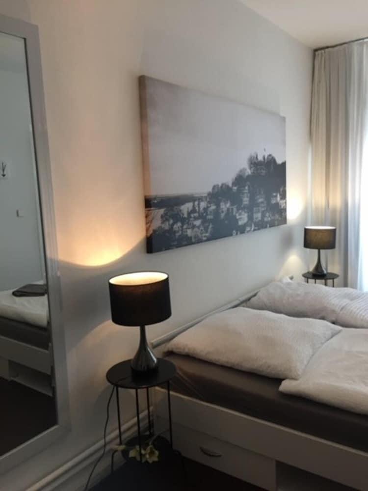 Nice n' Nordic 4 Room