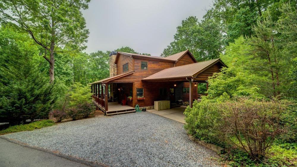 Bear Branches by Escape to Blue Ridge