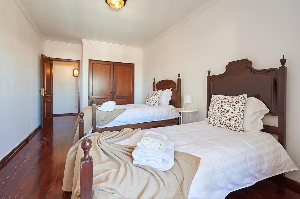 BeGuest Cascais View Room