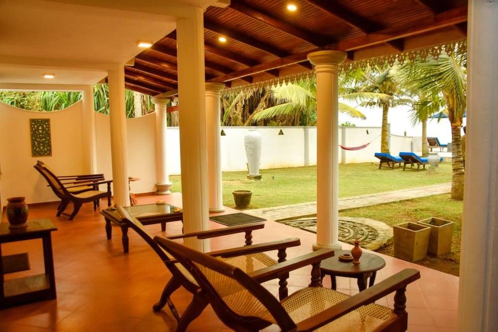 Oriental Rest Hikkaduwa Exterior detail